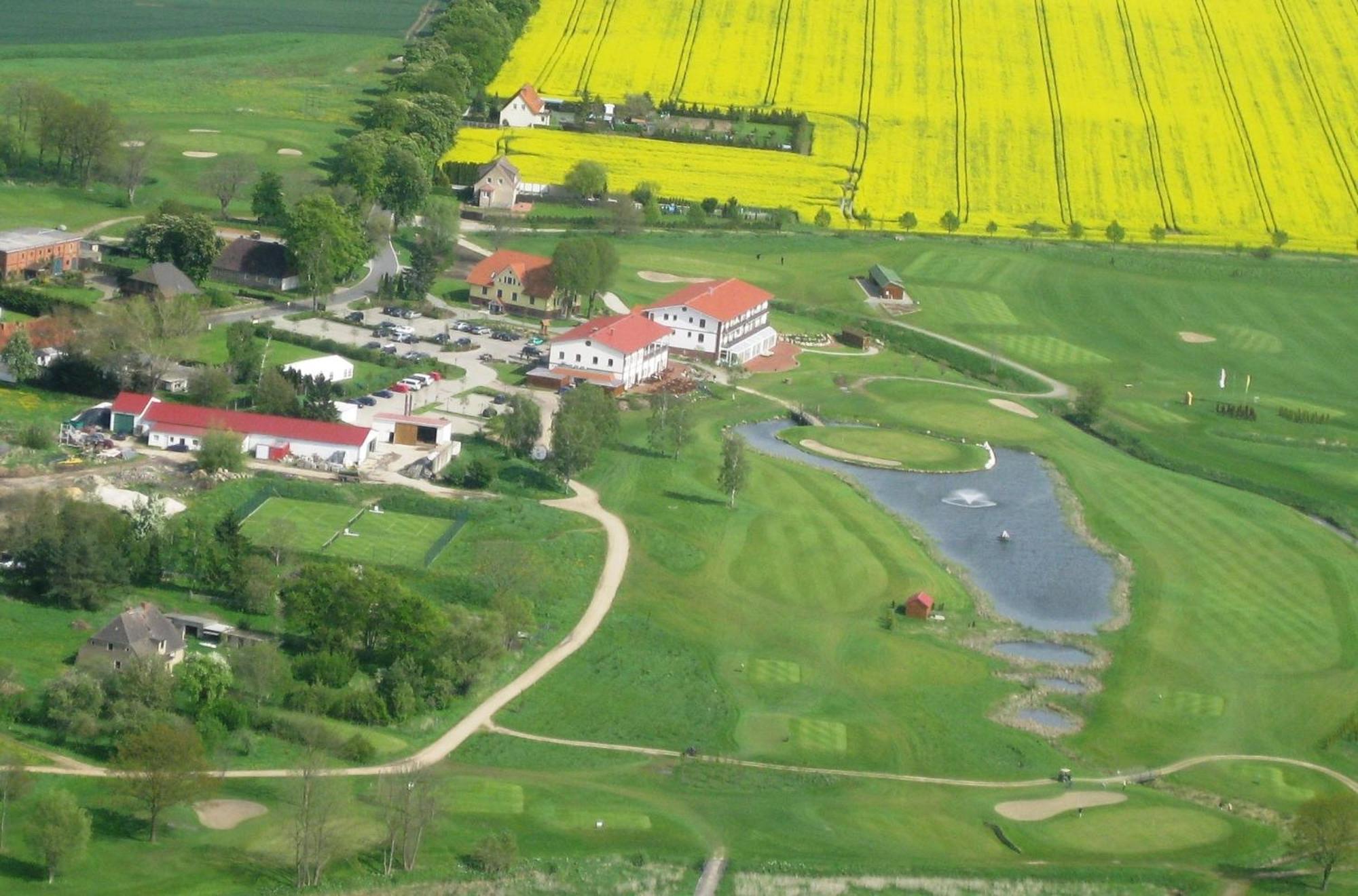 Golfpark Strelasund Süderholz Exterior foto